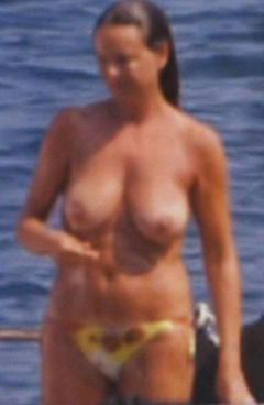 4. Paola Perego – topless on a yacht, 2006