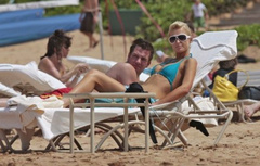 9. Paris Hilton – bikini photoshoot, 2009