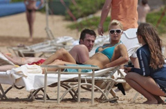 11. Paris Hilton – bikini photoshoot, 2009