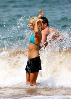 12. Paris Hilton – bikini photoshoot, 2009