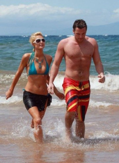 20. Paris Hilton – bikini photoshoot, 2009