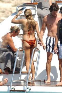 4. Paulina Rubio – bikin, 2009