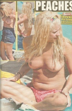 1. Peaches Geldof – Topless sunbathing, 2007