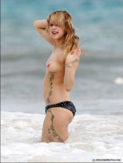 7. Peaches Geldof – topless at the beach, 2009