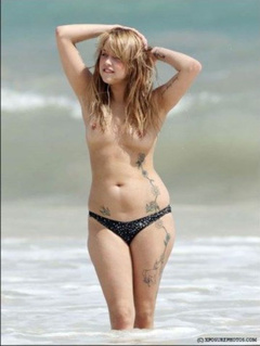 10. Peaches Geldof – topless at the beach, 2009