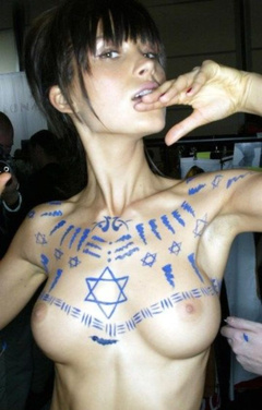 3. Petra Nemcova Topless – London fashion week, 2004