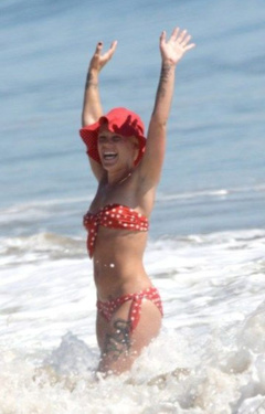 8. Pink – red bikini, 2008