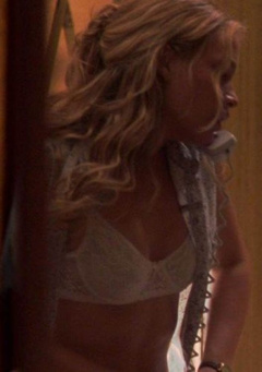 6. Piper Perabo Naked – Coyote Ugly, 2000