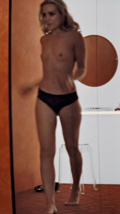 2. Piper Perabo Naked – Looper, 2012