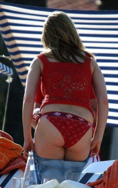 2. Rachel Stevens – red bikini, 2004