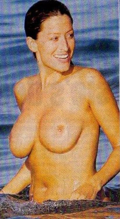 1. Rebecca Loos – Topless swimming, 2008