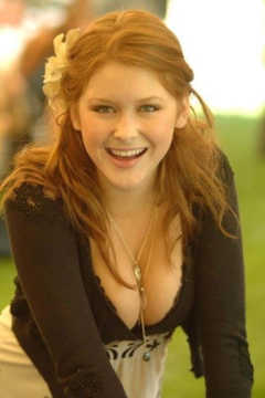 3. Renee Olstead Sexy – Unite The Stars, 2006