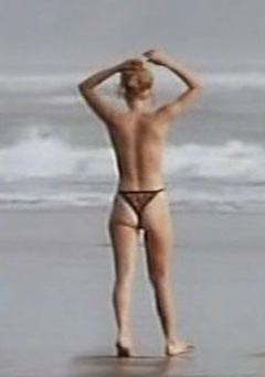 2. Rosanna Arquette Naked – The Wrong Man, 1993