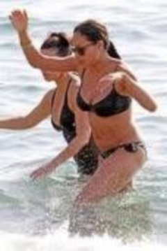 1. Rosario Dawson – bikini, 2009