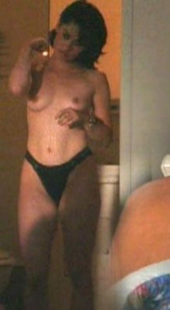 3. Roxana Zal Naked – Red Line, 1996