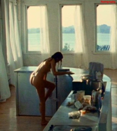 4. Saffron Burrows Naked – The Guitar, 2008