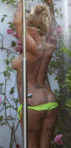 3. Sallie Axl – topless, 2013