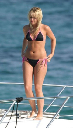1. Samantha Winward – bikini, 2006