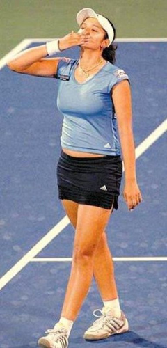 2. Sania Mirza – on the court