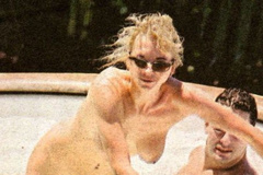 3. Sara Cox – Nude sunbathing, 2001