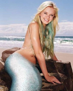 4. Sara Paxton Sexy – Aquamarine, 2006