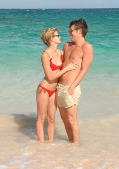 8. Sara Paxton – red bikini, 2009