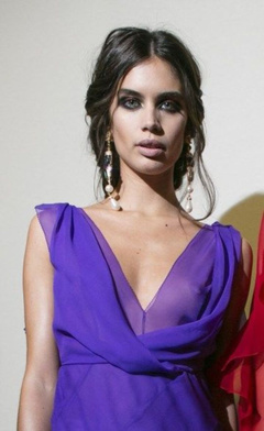 4. Sara Sampaio – see through, 2017