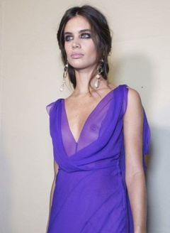 5. Sara Sampaio – see through, 2017