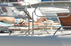 9. Sara Sampaio – topless, 2016