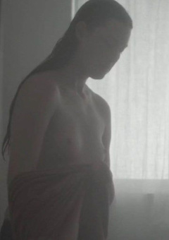 5. Sarah Hagan Naked – Sun Choke, 2015