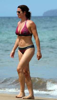 4. Sarah McLachlan – bikini at the beach, 2008