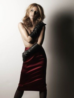16. Sarah Michelle Gellar – sexy photoshoot, 2007