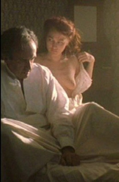 6. Sarah Wynter Naked – Bride of the Wind, 2001