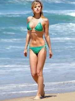 3. Sasha Jackson – bikini, 2011