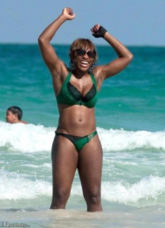 4. Serena Williams – green bikini, 2010