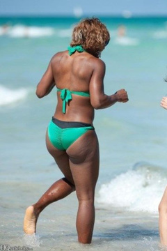5. Serena Williams – green bikini, 2010
