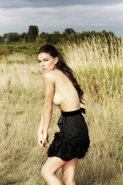 4. Serinda Swan – topless photo shoot, 2010