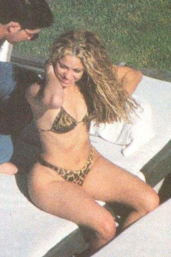 6. Shakira – leopard bikini, 2002