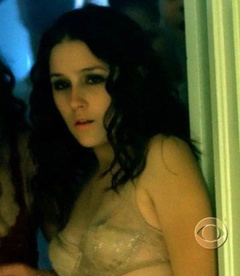 1. Shannon Woodward Sexy – Without a Trace, 2002