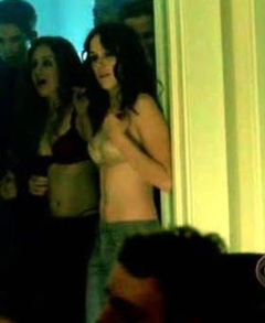 2. Shannon Woodward Sexy – Without a Trace, 2002