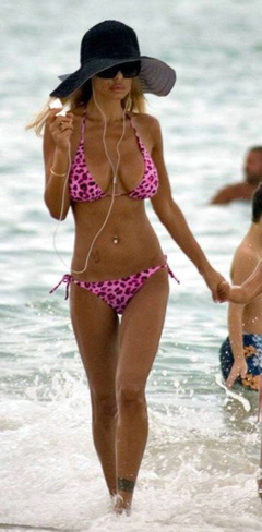 4. Shauna Sand – bikini, 2008