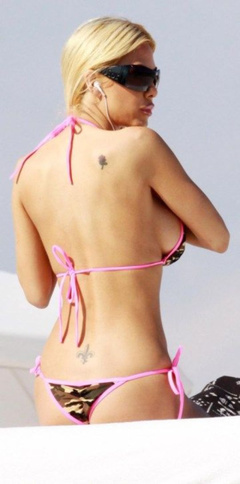 14. Shauna Sand – bikini, 2009