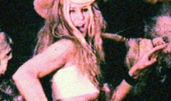 2. Sheri Moon Zombie – House of 1000 Corpses, 2003