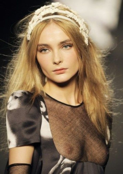 2. Snejana Onopka See-Through – Paris Fashion week, 2008