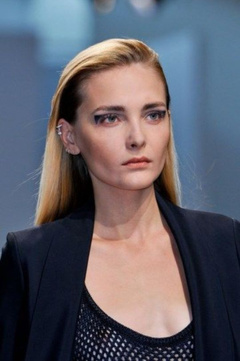 3. Snejana Onopka – see through, 2013