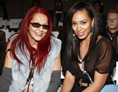 5. Solange Knowles – see through, 2009