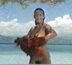 9. Sophie Marceau Naked – Descente aux enfers, 1986