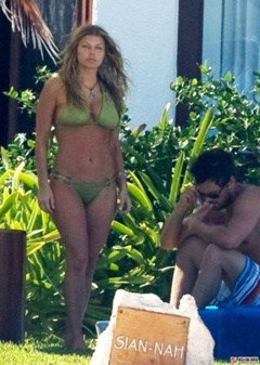 5. Stacy Ferguson - Fergie – green bikini, 2009
