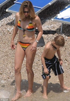 2. Steffi Graf – bikini, 2009