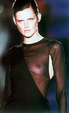 6. Stella Tennant – catwalk oops